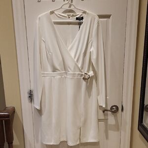 DKNY White Dress with Long Sleeves and V-Neck for Bride